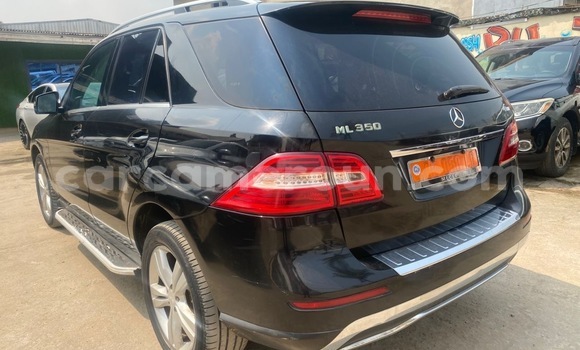 Acheter Occasion Voiture Mercedes‒Benz ML–Class Noir à Douala, Littoral Cameroon Acheter Occasion Voiture Mercedes‒Benz ML–Class Noir à Douala, Littoral Cameroon