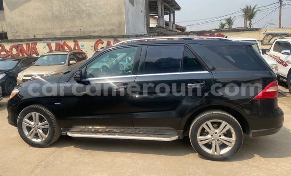 Acheter Occasion Voiture Mercedes‒Benz ML–Class Noir à Douala, Littoral Cameroon Acheter Occasion Voiture Mercedes‒Benz ML–Class Noir à Douala, Littoral Cameroon