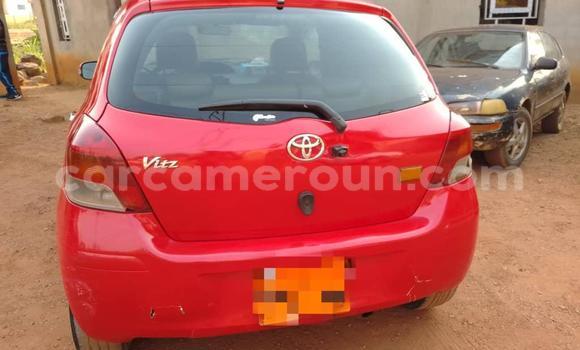 Sayi Na hannu Toyota Vitz Red Mota in Yaounde a Babban Kamaru Sayi Na hannu Toyota Vitz Red Mota in Yaounde a Babban Kamaru