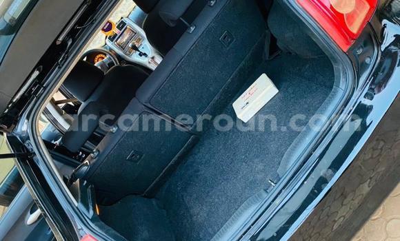 Sayi Na hannu Toyota Vitz Black Mota in Yaounde a Babban Kamaru Sayi Na hannu Toyota Vitz Black Mota in Yaounde a Babban Kamaru