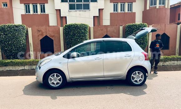Acheter Occasion Voiture Toyota Vitz Gris à Yaoundé, Central Cameroon Acheter Occasion Voiture Toyota Vitz Gris à Yaoundé, Central Cameroon