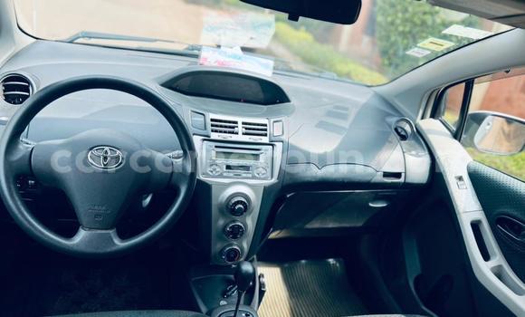 Acheter Occasion Voiture Toyota Vitz Gris à Yaoundé, Central Cameroon Acheter Occasion Voiture Toyota Vitz Gris à Yaoundé, Central Cameroon