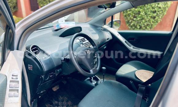 Acheter Occasion Voiture Toyota Vitz Gris à Yaoundé, Central Cameroon Acheter Occasion Voiture Toyota Vitz Gris à Yaoundé, Central Cameroon
