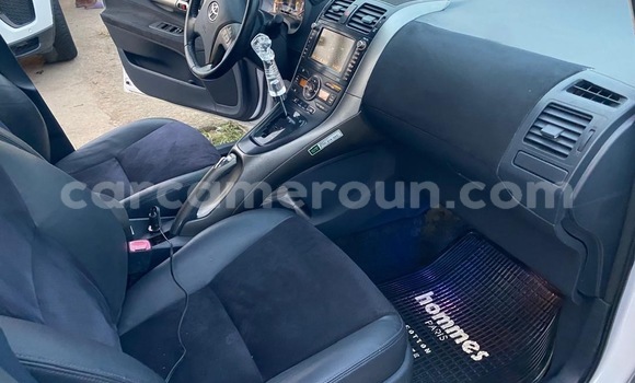 Acheter Neuf Voiture Toyota Blade Blanc à Douala, Littoral Cameroon Acheter Neuf Voiture Toyota Blade Blanc à Douala, Littoral Cameroon