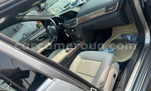 Acheter Occasion Voiture Mercedes‒Benz E–Class Autre à Douala, Littoral Cameroon Acheter Occasion Voiture Mercedes‒Benz E–Class Autre à Douala, Littoral Cameroon