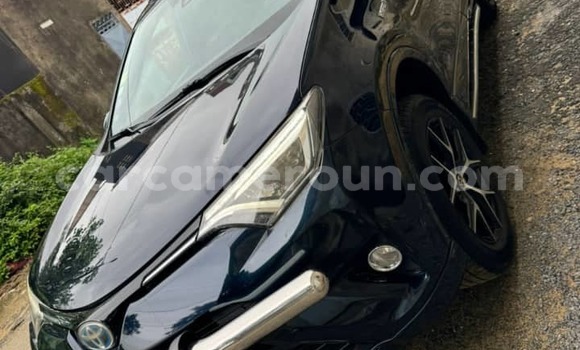 Acheter Occasion Voiture Toyota RAV4 Noir à Douala, Littoral Cameroon Acheter Occasion Voiture Toyota RAV4 Noir à Douala, Littoral Cameroon