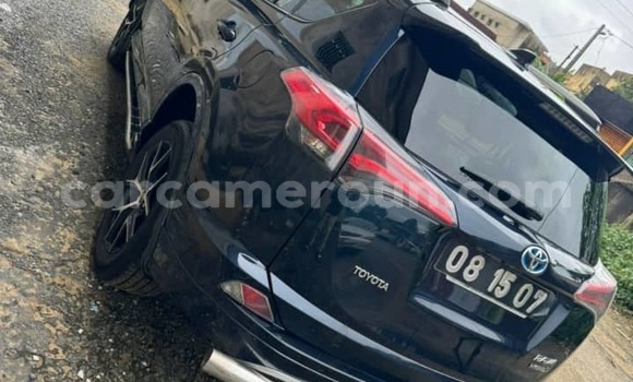 Acheter Occasion Voiture Toyota RAV4 Noir à Douala, Littoral Cameroon Acheter Occasion Voiture Toyota RAV4 Noir à Douala, Littoral Cameroon