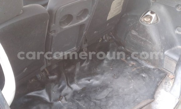 Acheter Neuf Voiture Toyota Yaris Verso Autre à Douala, Littoral Cameroon Acheter Neuf Voiture Toyota Yaris Verso Autre à Douala, Littoral Cameroon