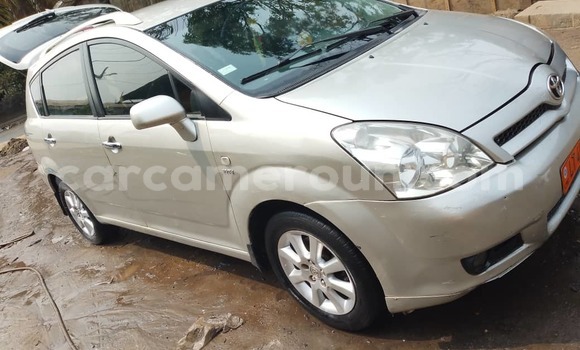 Buy Used Toyota Corolla Verso Silver Car in Douala in Littoral Cameroon Buy Used Toyota Corolla Verso Silver Car in Douala in Littoral Cameroon
