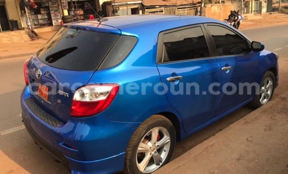 Acheter Occasion Voiture Toyota Matrix Rouge à Yaoundé, Central Cameroon Acheter Occasion Voiture Toyota Matrix Rouge à Yaoundé, Central Cameroon