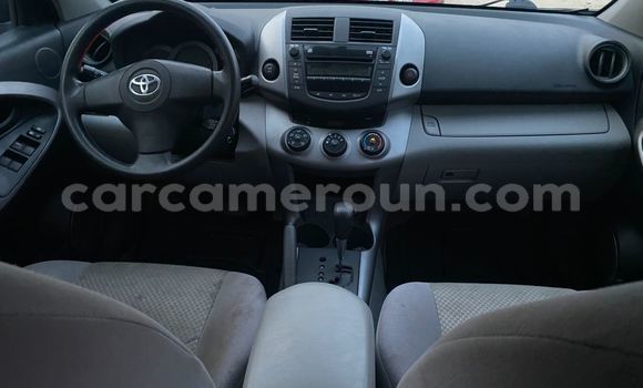 Acheter Occasion Voiture Toyota RAV4 Rouge à Douala, Littoral Cameroon Acheter Occasion Voiture Toyota RAV4 Rouge à Douala, Littoral Cameroon