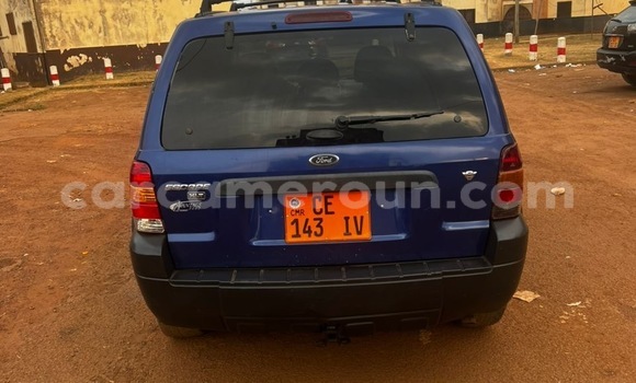Acheter Occasion Voiture Ford Escape Bleu à Yaoundé, Central Cameroon Acheter Occasion Voiture Ford Escape Bleu à Yaoundé, Central Cameroon
