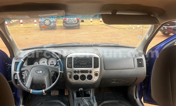 Acheter Occasion Voiture Ford Escape Bleu à Yaoundé, Central Cameroon Acheter Occasion Voiture Ford Escape Bleu à Yaoundé, Central Cameroon
