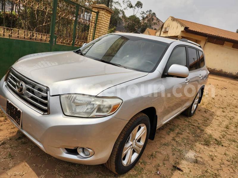 Big with watermark toyota highlander central cameroon yaounde 17523