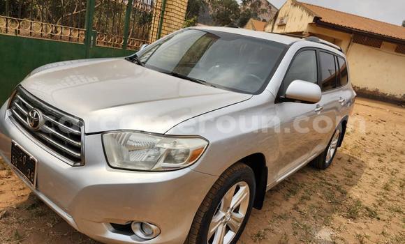 Buy Used Toyota Highlander Silver Car in Yaounde in Central Cameroon Buy Used Toyota Highlander Silver Car in Yaounde in Central Cameroon