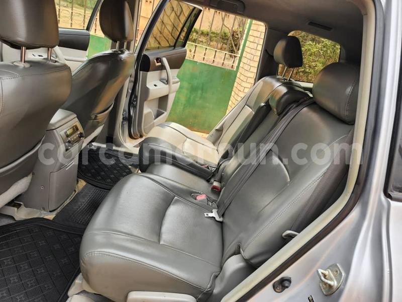 Big with watermark toyota highlander central cameroon yaounde 17523