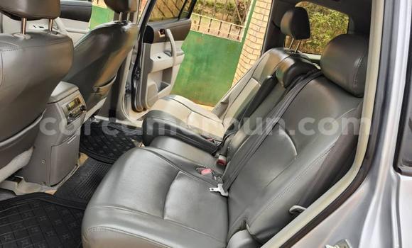 Buy Used Toyota Highlander Silver Car in Yaounde in Central Cameroon Buy Used Toyota Highlander Silver Car in Yaounde in Central Cameroon
