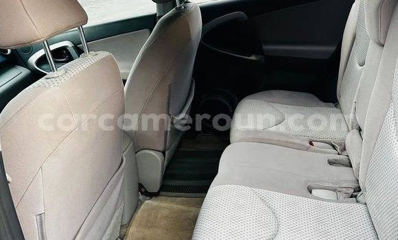 Acheter Occasion Voiture Toyota RAV4 Noir à Douala, Littoral Cameroon Acheter Occasion Voiture Toyota RAV4 Noir à Douala, Littoral Cameroon