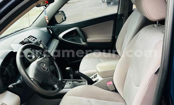 Acheter Occasion Voiture Toyota RAV4 Noir à Douala, Littoral Cameroon Acheter Occasion Voiture Toyota RAV4 Noir à Douala, Littoral Cameroon