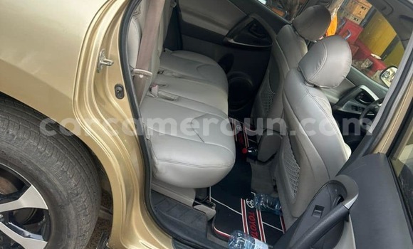Acheter Occasion Voiture Toyota RAV4 Autre à Douala, Littoral Cameroon Acheter Occasion Voiture Toyota RAV4 Autre à Douala, Littoral Cameroon
