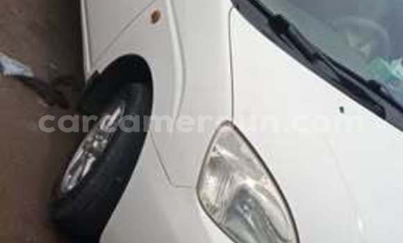 Sayi Na hannu Toyota Prius Sauran Mota in Douala a Ƙasar Kamaru