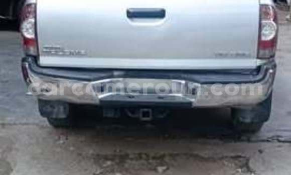 Sayi Na hannu Toyota Tacoma Sauran Mota in Douala a Ƙasar Kamaru