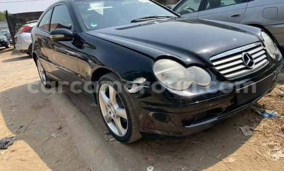 Acheter Occasion Voiture Mercedes-Benz C250 coupe Autre à Douala, Littoral Cameroon