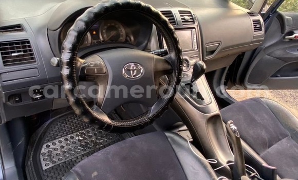 Acheter Occasion Voiture Toyota Blade Bleu à Douala, Littoral Cameroon Acheter Occasion Voiture Toyota Blade Bleu à Douala, Littoral Cameroon