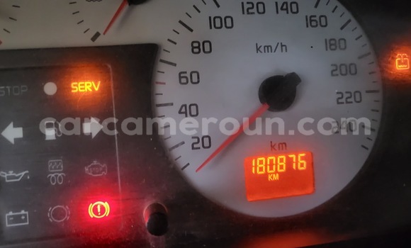 Acheter Occasion Voiture Renault Scenic Rouge à Douala, Littoral Cameroon Acheter Occasion Voiture Renault Scenic Rouge à Douala, Littoral Cameroon