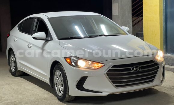 Acheter Occasion Voiture Hyundai Elantra Blanc à Douala, Littoral Cameroon Acheter Occasion Voiture Hyundai Elantra Blanc à Douala, Littoral Cameroon