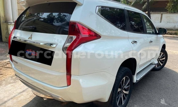 Acheter Occasion Voiture Mitsubishi Montero Sport Blanc à Douala, Littoral Cameroon Acheter Occasion Voiture Mitsubishi Montero Sport Blanc à Douala, Littoral Cameroon