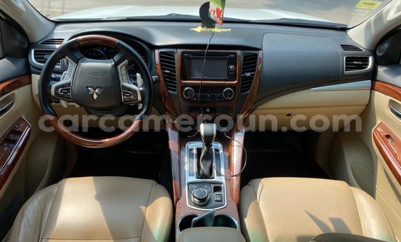 Acheter Occasion Voiture Mitsubishi Montero Sport Blanc à Douala, Littoral Cameroon Acheter Occasion Voiture Mitsubishi Montero Sport Blanc à Douala, Littoral Cameroon