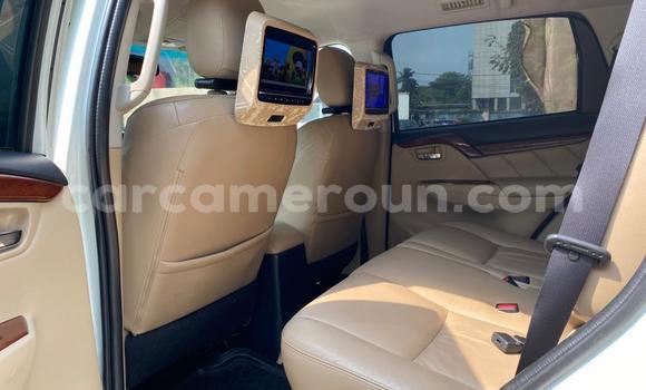 Acheter Occasion Voiture Mitsubishi Montero Sport Blanc à Douala, Littoral Cameroon Acheter Occasion Voiture Mitsubishi Montero Sport Blanc à Douala, Littoral Cameroon
