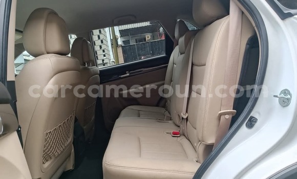 Acheter Occasion Voiture Kia Sorento Blanc à Douala, Littoral Cameroon Acheter Occasion Voiture Kia Sorento Blanc à Douala, Littoral Cameroon