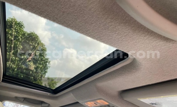 Acheter Import Voiture Toyota Highlander Blanc à Douala, Littoral Cameroon Acheter Import Voiture Toyota Highlander Blanc à Douala, Littoral Cameroon