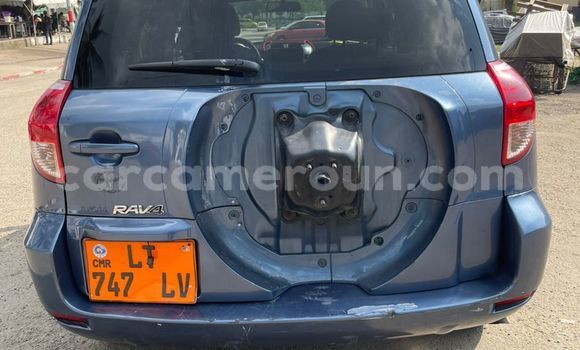 Acheter Occasion Voiture Toyota RAV4 Bleu à Douala, Littoral Cameroon Acheter Occasion Voiture Toyota RAV4 Bleu à Douala, Littoral Cameroon