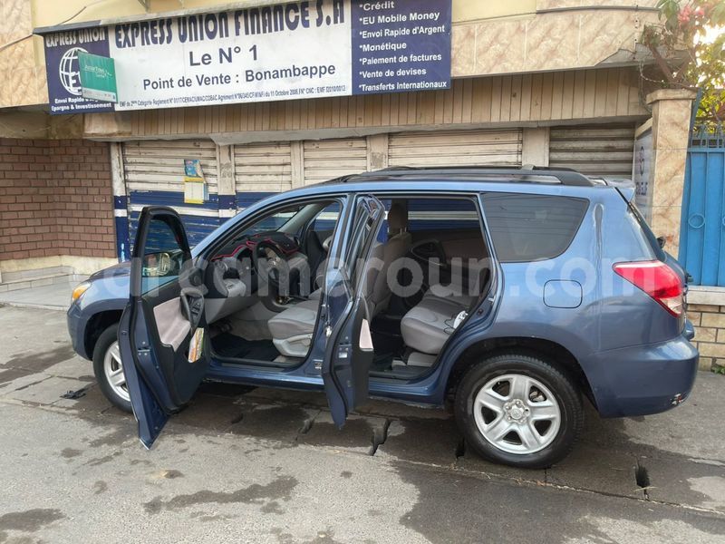 Big with watermark toyota rav4 littoral cameroon douala 17580