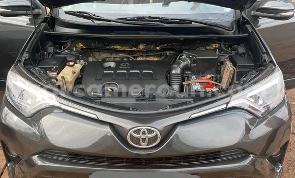 Acheter Occasion Voiture Toyota RAV4 Noir à Douala, Littoral Cameroon Acheter Occasion Voiture Toyota RAV4 Noir à Douala, Littoral Cameroon