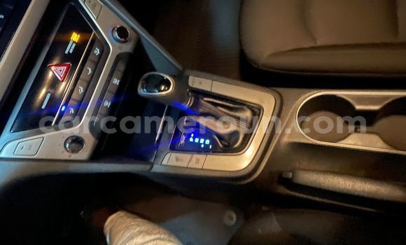 Buy Used Hyundai Elantra White Car in Douala in Littoral Cameroon Buy Used Hyundai Elantra White Car in Douala in Littoral Cameroon