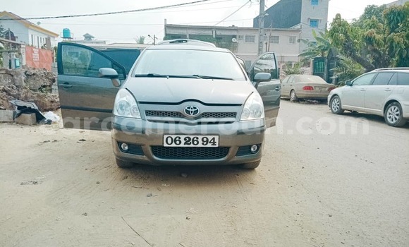 Buy Used Toyota Corolla Verso Other Car in Douala in Littoral Cameroon