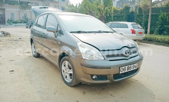 Buy Used Toyota Corolla Verso Other Car in Douala in Littoral Cameroon Buy Used Toyota Corolla Verso Other Car in Douala in Littoral Cameroon