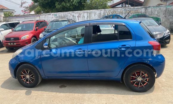 Sayi Sabo Toyota Yaris Blue Mota in Douala a Ƙasar Kamaru Sayi Sabo Toyota Yaris Blue Mota in Douala a Ƙasar Kamaru