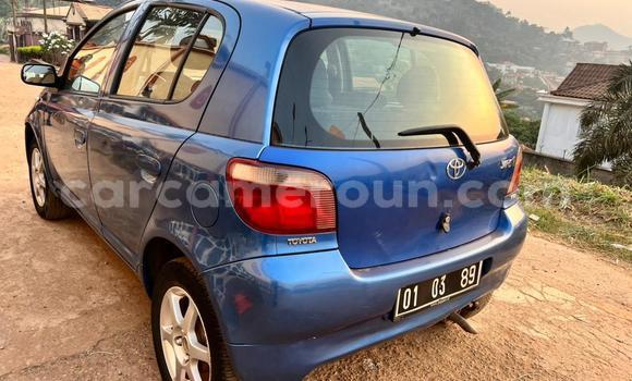 Sayi Na hannu Toyota Yaris Blue Mota in Yaounde a Babban Kamaru Sayi Na hannu Toyota Yaris Blue Mota in Yaounde a Babban Kamaru