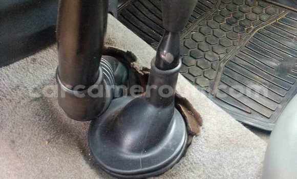 Acheter Occasion Voiture Toyota Hilux Beige à Yaoundé, Central Cameroon Acheter Occasion Voiture Toyota Hilux Beige à Yaoundé, Central Cameroon