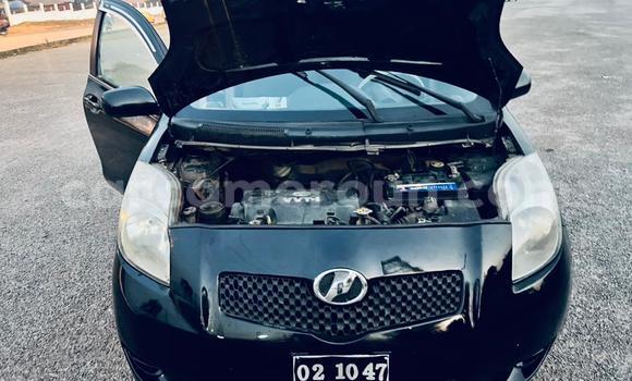 Sayi Na hannu Toyota Yaris Black Mota in Yaounde a Babban Kamaru Sayi Na hannu Toyota Yaris Black Mota in Yaounde a Babban Kamaru