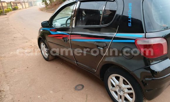 Sayi Na hannu Toyota Yaris Black Mota in Yaounde a Babban Kamaru Sayi Na hannu Toyota Yaris Black Mota in Yaounde a Babban Kamaru
