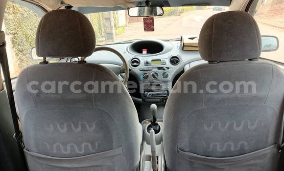 Sayi Na hannu Toyota Yaris Black Mota in Yaounde a Babban Kamaru Sayi Na hannu Toyota Yaris Black Mota in Yaounde a Babban Kamaru