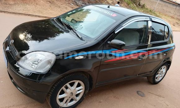 Sayi Na hannu Toyota Yaris Black Mota in Yaounde a Babban Kamaru Sayi Na hannu Toyota Yaris Black Mota in Yaounde a Babban Kamaru