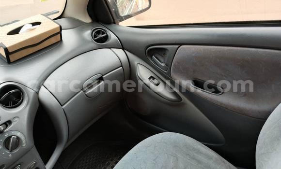 Sayi Na hannu Toyota Yaris Black Mota in Yaounde a Babban Kamaru Sayi Na hannu Toyota Yaris Black Mota in Yaounde a Babban Kamaru