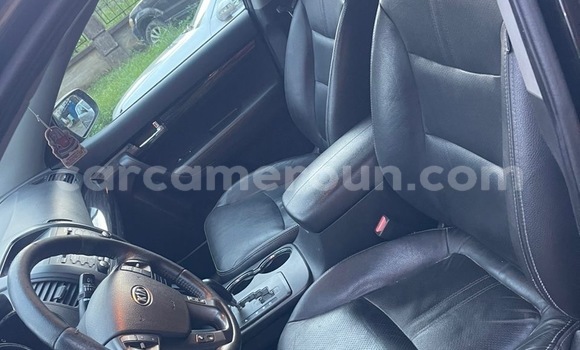 Sayi Na hannu Kia Sorento Black Mota in Douala a Ƙasar Kamaru Sayi Na hannu Kia Sorento Black Mota in Douala a Ƙasar Kamaru